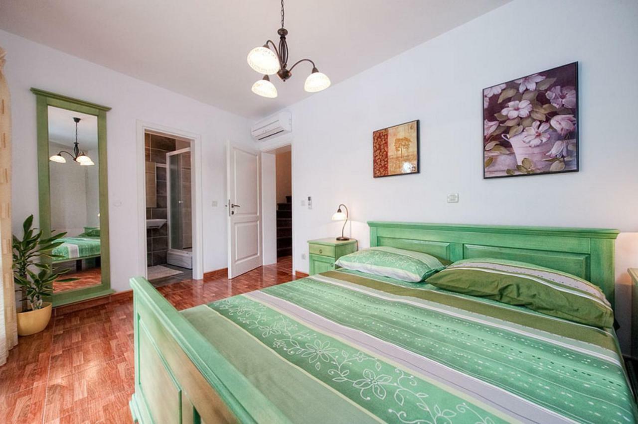 Villa Ester Rovinj Exterior foto